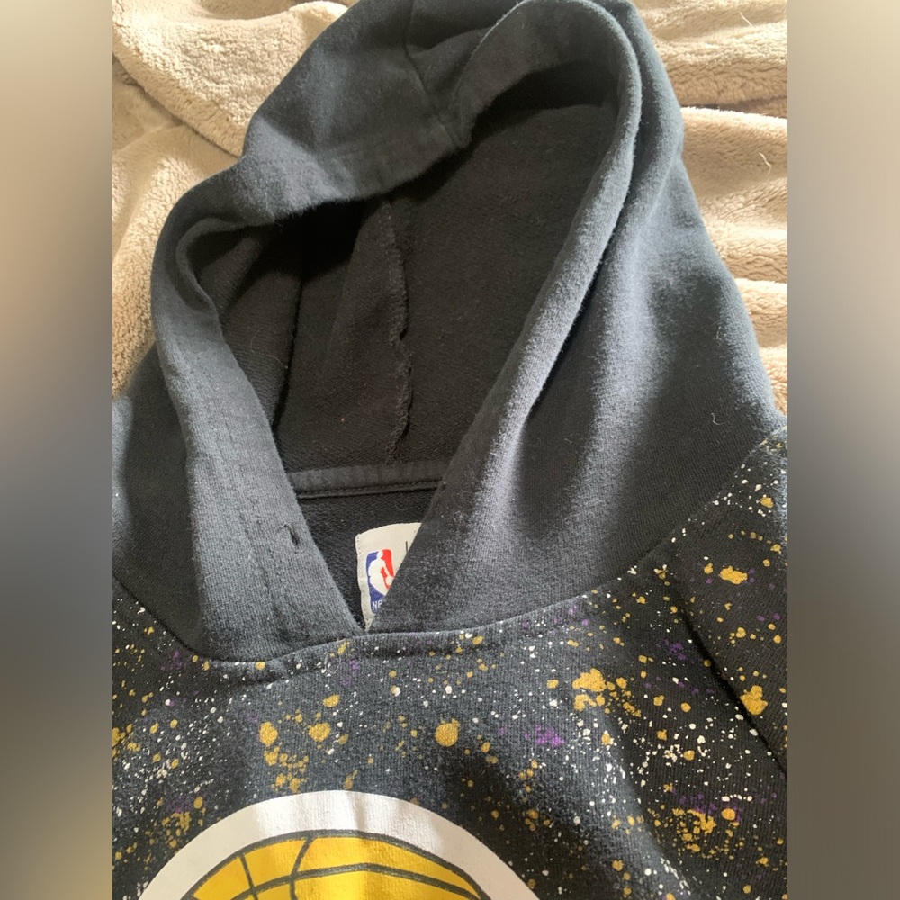 Los Angeles Lakers short sleeve hooded sweatshirt. Mens. NBA. Good condition XXL - Picture 6 of 7